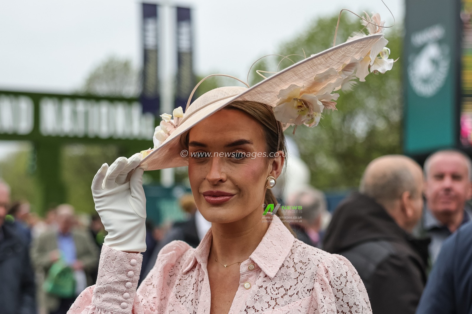 Racegoers arrive as the gates open during the 2026 Randox Grand National Opening Day at Aintree Racecourse, Aintree, United Kingdom on 09 April 2026

(Photo by Mark Cosgrove/News Images)