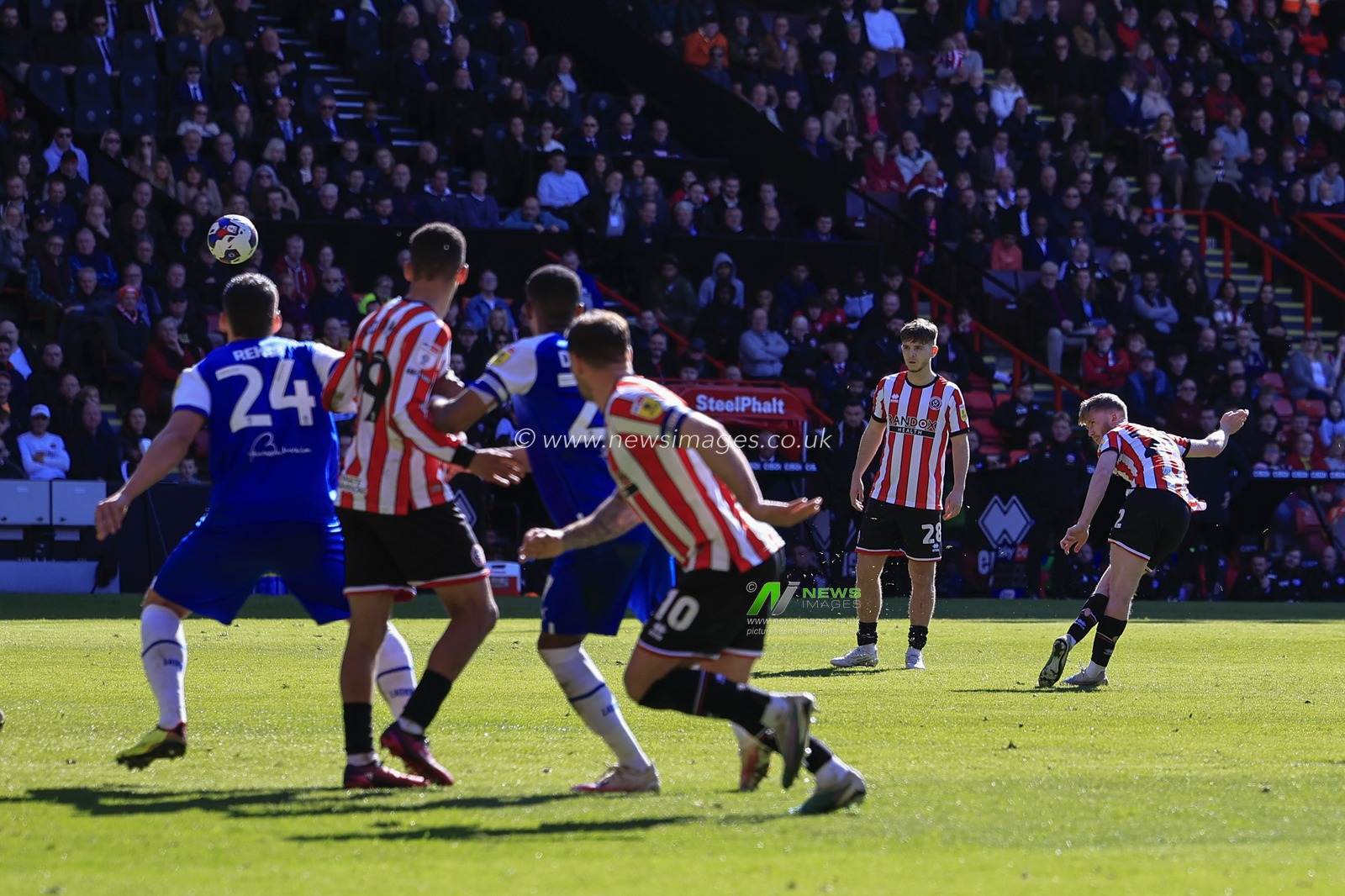 Tommy Doyle #22 of Sheffield United hits a free kick over the bar during the Sky Bet Championship match Sheffield United vs Wigan Athletic at Bramall Lane, Sheffield, United Kingdom, 7th April 2023

(Photo by Conor Molloy/News Images)