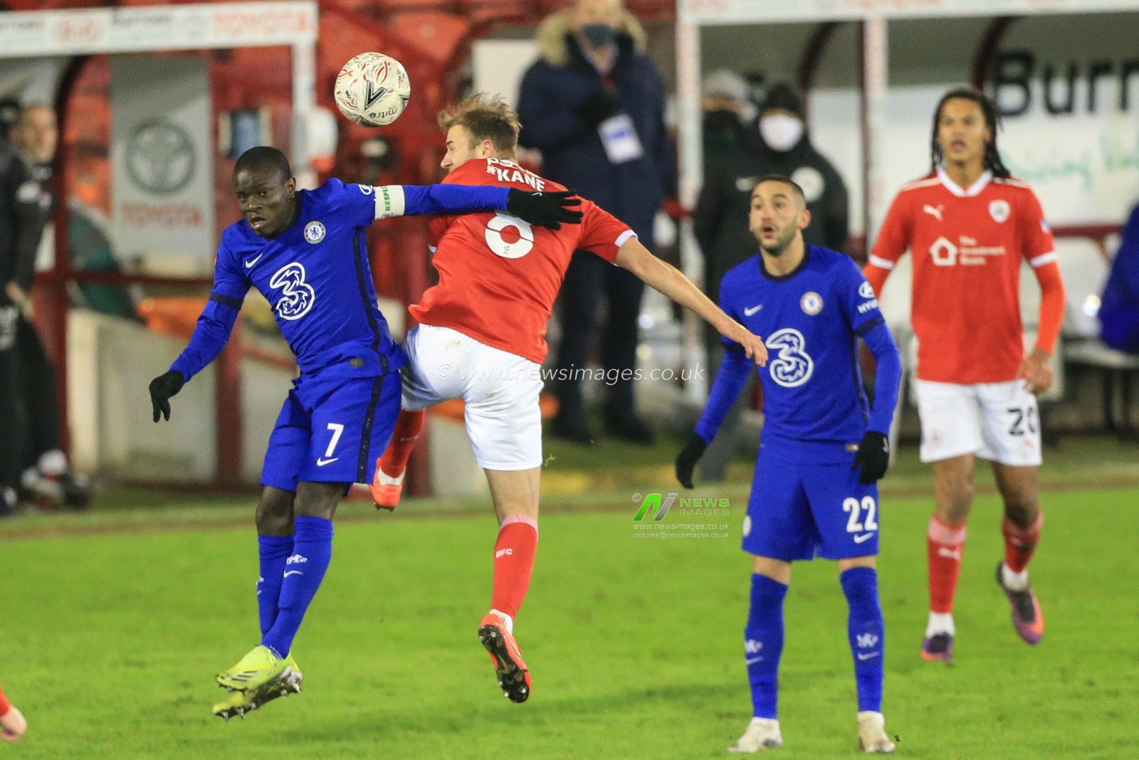 Herbie Kane #8 of Barnsley and Ngolo Kante #7 of Chelsea dual for the ball