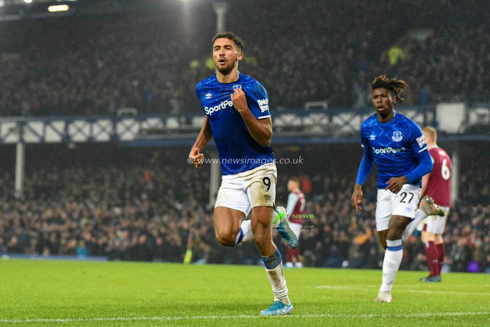 26th December 2019, Goodison Park, Liverpool, England; Premier League, Everton v Burnley : Dominic Calvert-Lewin (9) of Everton celebrates scoring a goal to make the score 1-0

Credit: Simon Whitehead/News Images