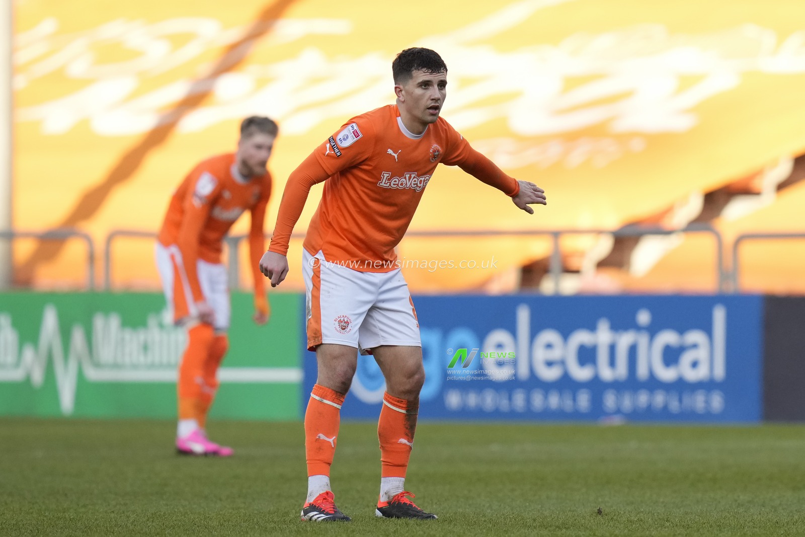 Albie Morgan of Blackpool during the Sky Bet League 1 match Blackpool vs Oxford United at Bloomfield Road, Blackpool, United Kingdom, 10th February 2024

(Photo by Steve Flynn/News Images)