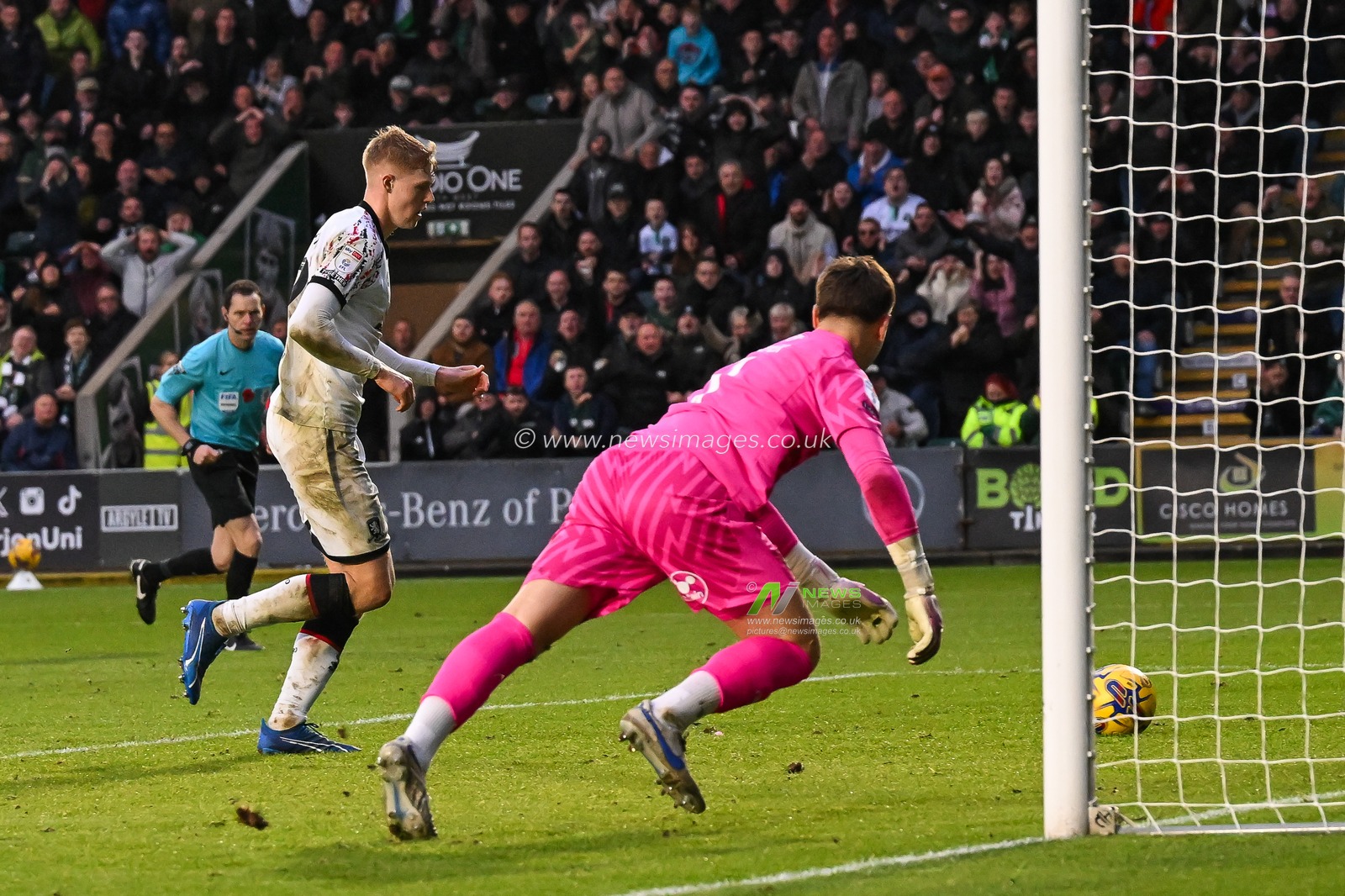 Josh Coburn #19 of Middlesbrough has his penalty saved by Michael Cooper #1 of Plymouth Argyle but scores on the round during the Sky Bet Championship match Plymouth Argyle vs Middlesbrough at Home Park, Plymouth, United Kingdom, 4th November 2023

(Photo by Craig Thomas/News Images)