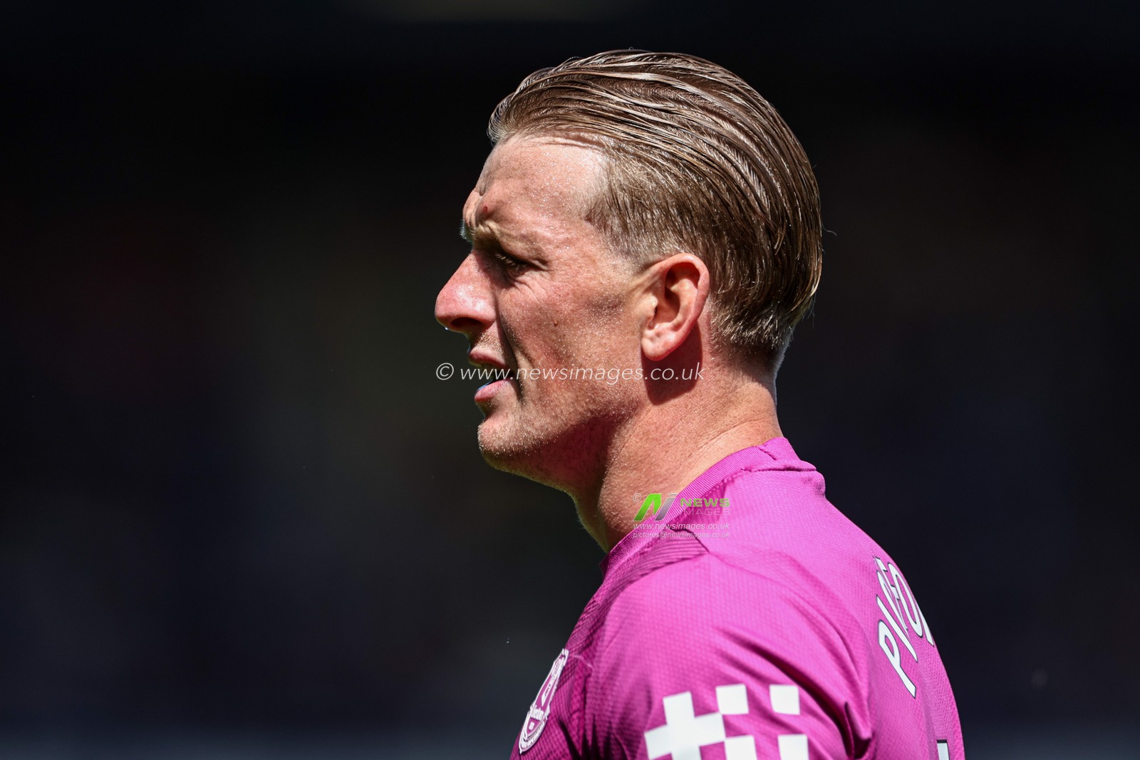 Jordan Pickford of Everton during the Premier League match Everton vs Southampton at Goodison Park, Liverpool, United Kingdom, 18th May 2025

(Photo by Mark Cosgrove/News Images)