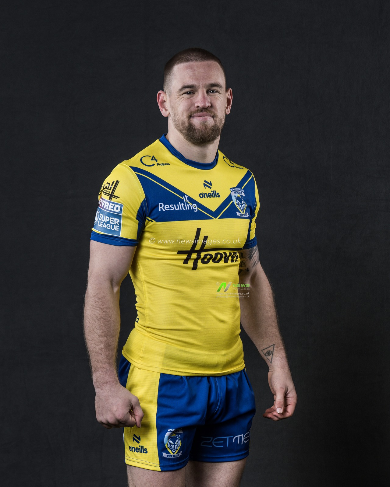 Matt Dufty in the Home kit during the Warrington Wolves Team media day at Warrington wolves training centre, Warrington, United Kingdom, 16th January 2025

(Photo by Craig Thomas/News Images)