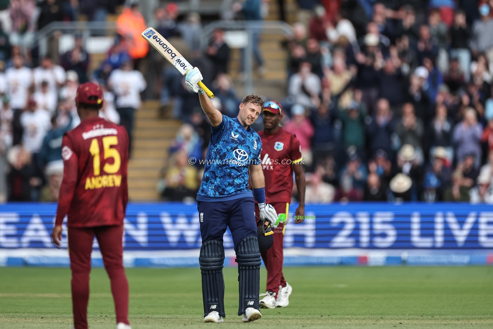 Joe Root of England celebrates the win after hitting a four during the 2nd Metro Bank ODI England v West Indies at Sophia Gardens Cricket Ground, Cardiff, United Kingdom, 1st June 2025

(Photo by Mark Cosgrove/News Images)