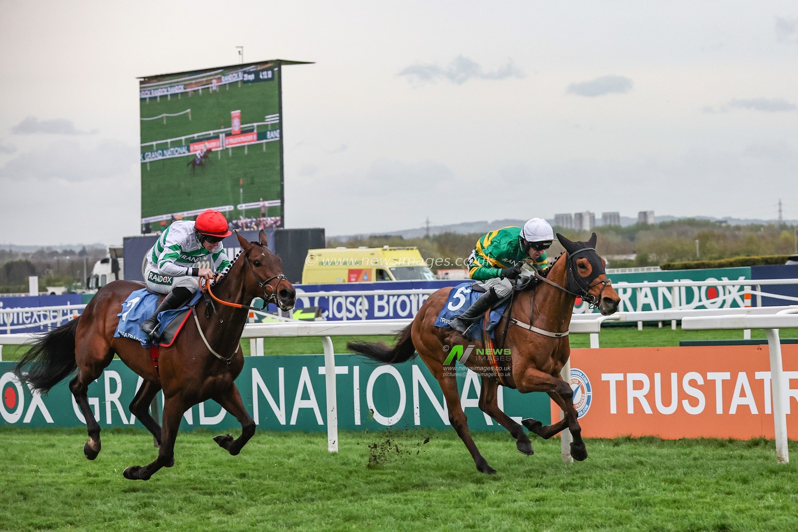Mystical Power ridden by Mark Walsh wins the 2:55 race during the The Randox Grand National 2024 Ladies Day at Aintree Racecourse, Liverpool, United Kingdom, 12th April 2024

(Photo by Mark Cosgrove/News Images)