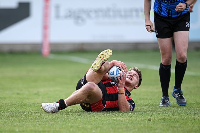 Leon Hayes of Warrington Wolves makes a try during the Betfred Super League round 21 match Castleford Tigers vs Warrington Wolves at OneBore Stadium, Castleford, Untied Kingdom on 01 August 2026

(Photo by Ben Roberts/News Images)
