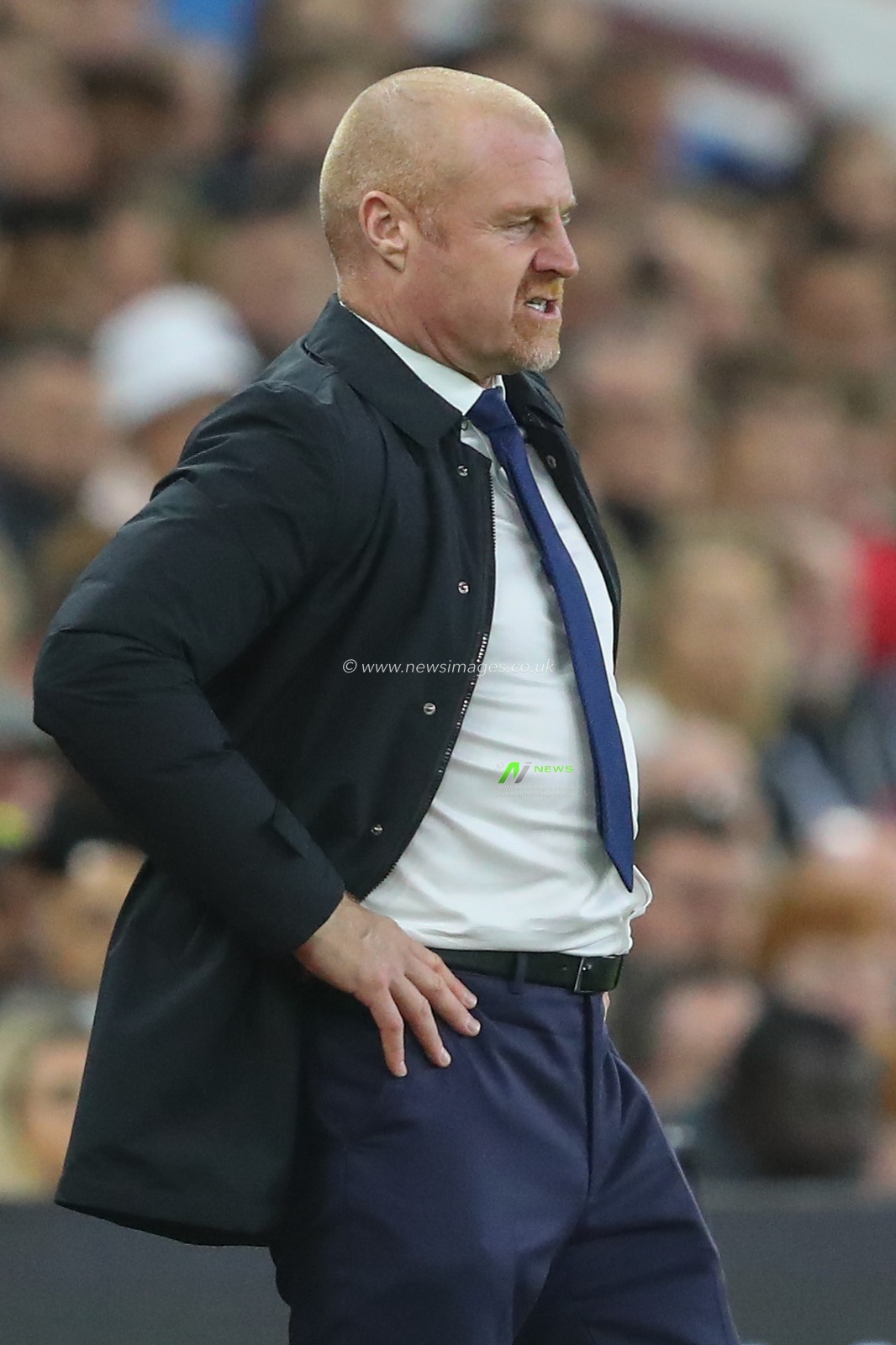 Sean Dyche manager of Everton during the Carabao Cup Third Round match Aston Villa vs Everton at Villa Park, Birmingham, United Kingdom, 27th September 2023

(Photo by Gareth Evans/News Images)