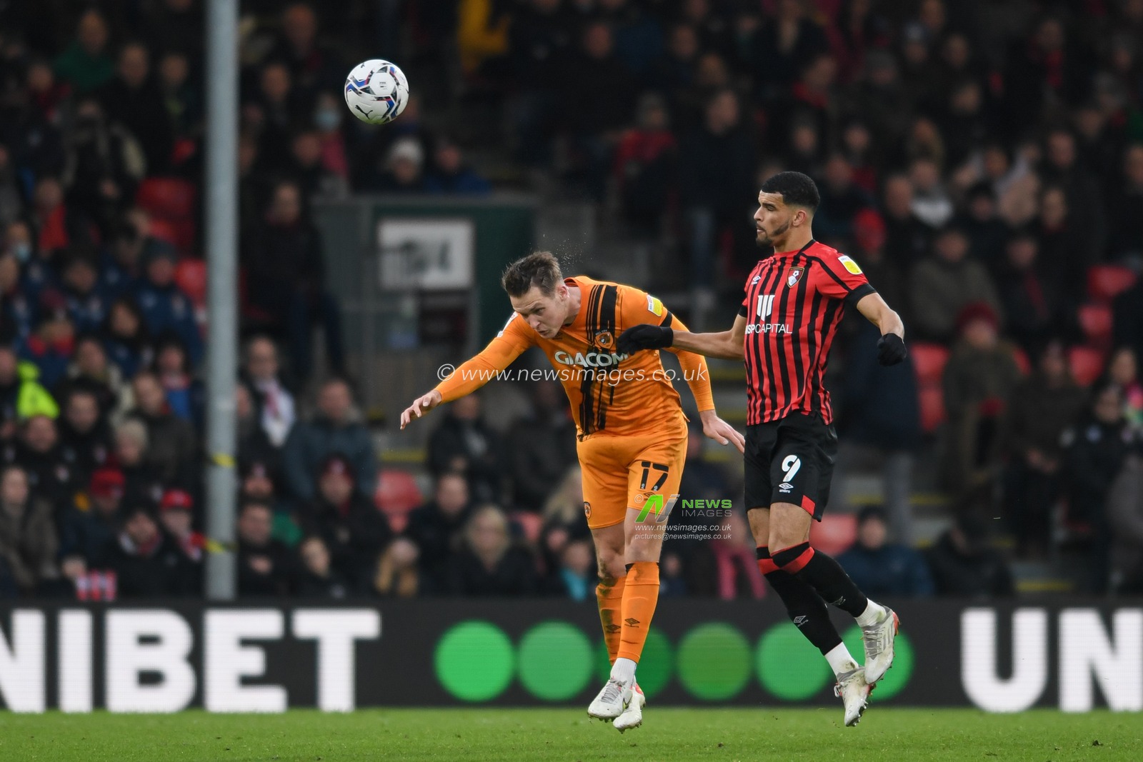 Sean McLoughlin #17 of Hull City clears the ball