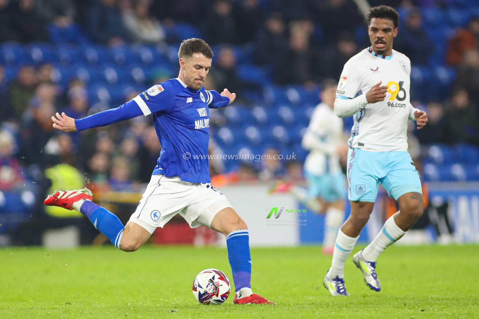Aaron Ramsey of Cardiff City during the Sky Bet Championship match Cardiff City vs Burnley at Cardiff City Stadium, Cardiff, United Kingdom, 4th March 2025

(Photo by Andrew Lewis/News Images)